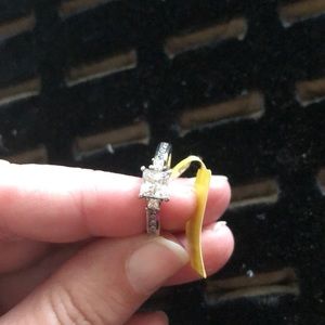 🌻🌻 bundle 3 for 20 🌻🌻🌻 silver ring